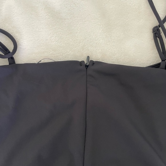 Guess Black off the shoulder ruched mini dress - Picture 9 of 11